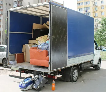 Грузовое Такси: Городские Джунгли Больше Не Помеха! Как Перевезти Груз Быстро и Без Нервов